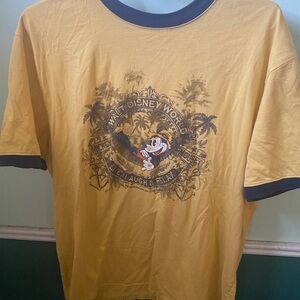 Walt Disney World Mickey Mouse T Shirt  XL